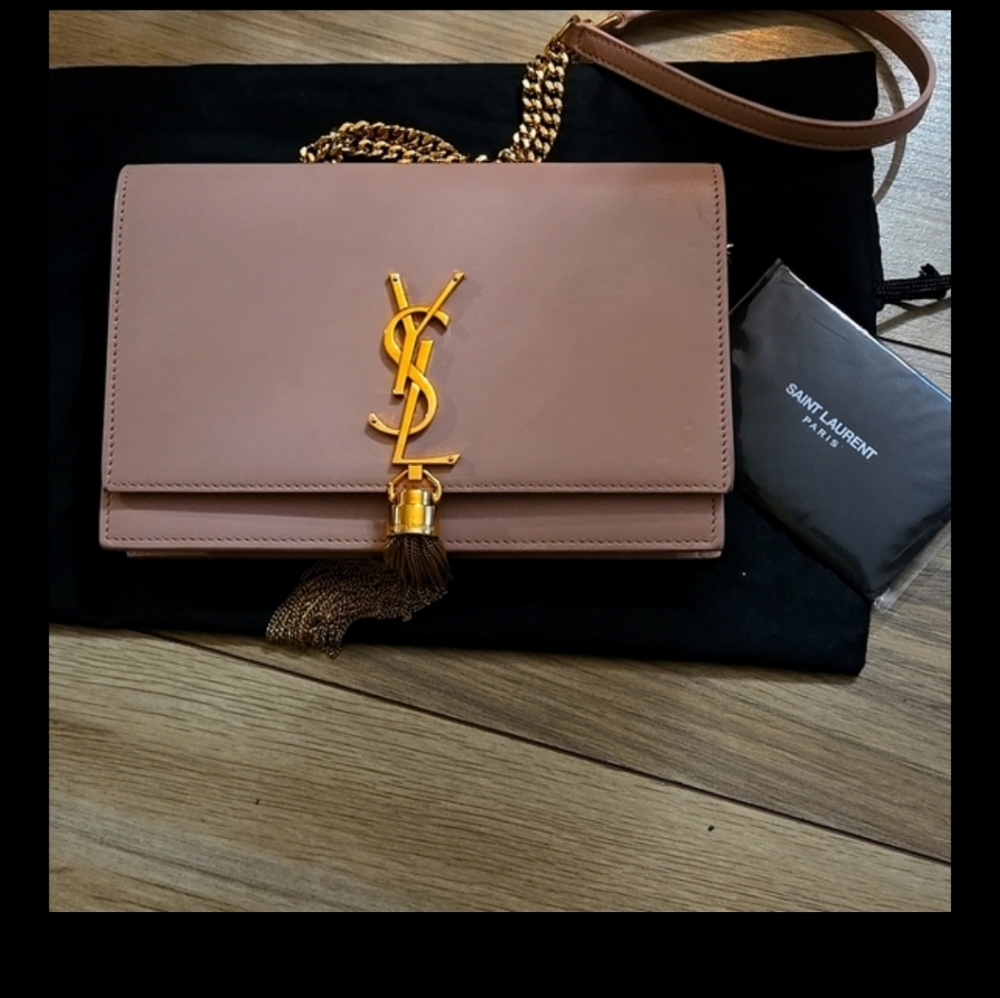 YSL KATE (CHAIN WALLET) Pale pink 🩷